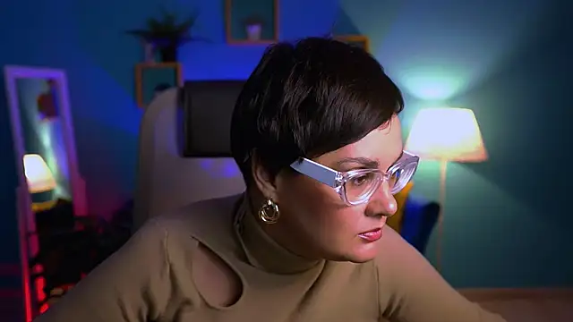 Snapshot of LauraDavidsons chatting on October 2025 04:29:02 PM LauraDavidsons online show from October 2025 04:29:02 PM