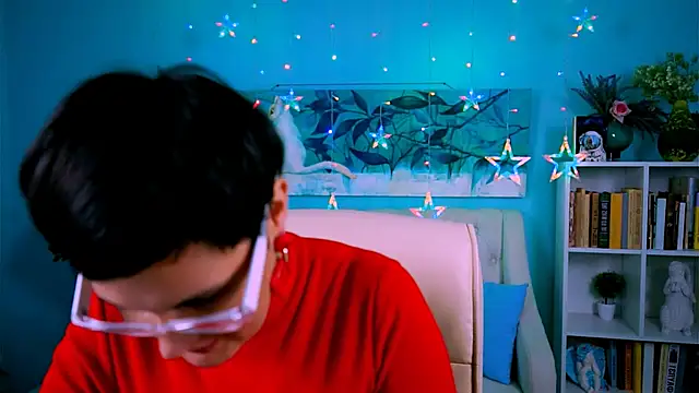 Snapshot of LauraDavidsons chatting on October 2025 05:53:01 PM LauraDavidsons online show from October 2025 05:53:01 PM