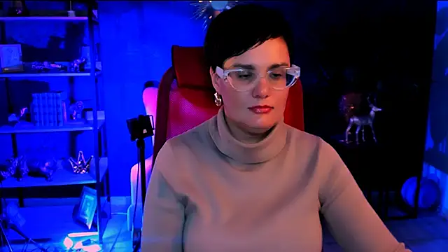 Snapshot of LauraDavidsons chatting on December 2025 04:27:01 PM LauraDavidsons online show from December 2025 04:27:01 PM