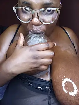 TheSpiceyQueen online show from February 2026 08:31:02 PM