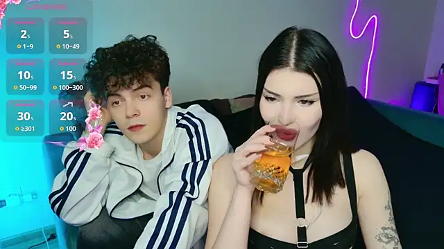 Snapshot of Alice18James chatting on November 2025 04:58:02 PM Alice18James online show from November 2025 04:58:02 PM