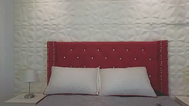 Lucy n pink online show from October 2025 08:51:02 PM