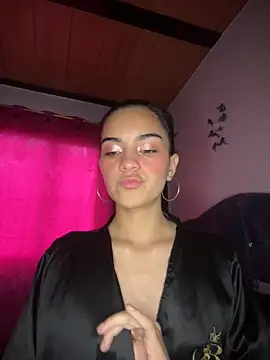 Snapshot of blinkiii_ chatting on October 2025 10:19:01 PM blinkiii online show from October 2025 10:19:01 PM