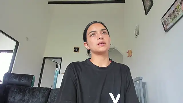 blinkiii  online show from April 2026 04:12:02 PM