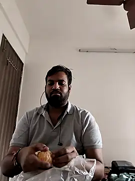 Snapshot of vinay_smalldick chatting on November 2025 02:37:02 AM vinay smalldick online show from November 2025 02:37:02 AM