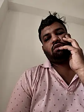 vinay smalldick online show from May 2026 11:01:04 PM
