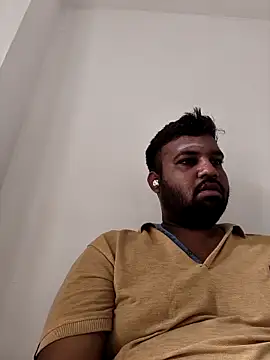 vinay smalldick online show from May 2026 02:31:02 AM
