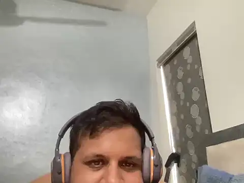 Snapshot of chiikuloveu chatting on February 2026 04:42:01 AM chiikuloveu online show from February 2026 04:42:01 AM