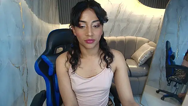 Snapshot of katty_berry_r chatting on October 2025 07:36:02 PM katty berry r online show from October 2025 07:36:02 PM