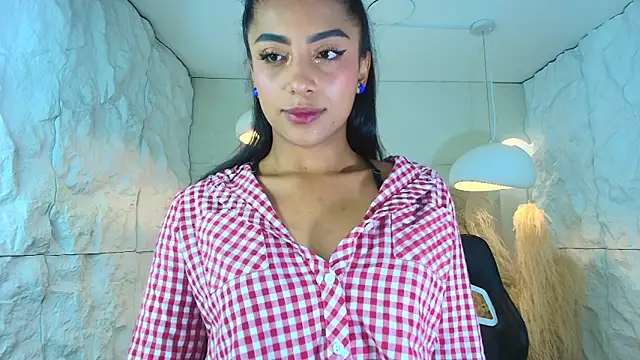 Snapshot of katty_berry_r chatting on November 2025 07:57:01 PM katty berry r online show from November 2025 07:57:01 PM