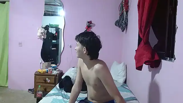 Snapshot of ScarlethG chatting on November 2025 02:22:01 AM ScarlethG online show from November 2025 02:22:01 AM