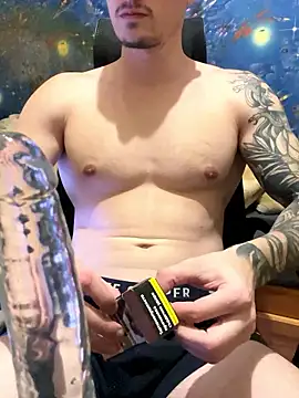 Snapshot of fronkie9384 chatting on January 2026 08:14:01 PM fronkie9384 online show from January 2026 08:14:01 PM