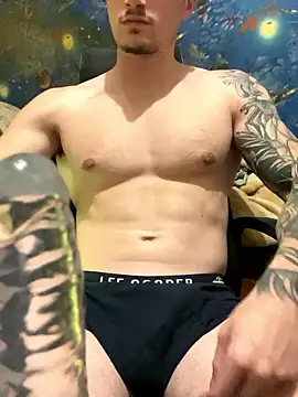 Snapshot of fronkie9384 chatting on January 2026 09:09:01 PM fronkie9384 online show from January 2026 09:09:01 PM