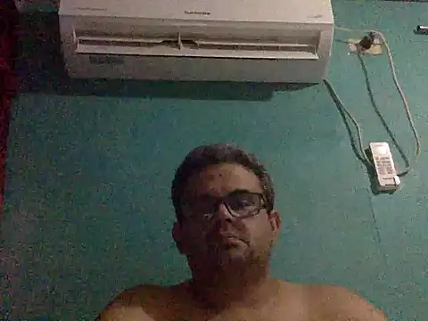 Snapshot of Katracho6969 chatting on September 2025 03:23:02 AM Katracho6969 online show from September 2025 03:23:02 AM