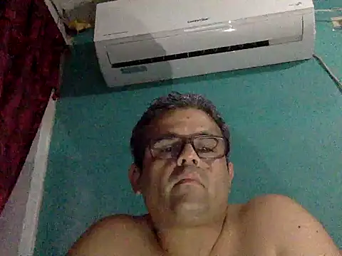 Snapshot of Katracho6969 chatting on October 2025 11:47:01 PM Katracho6969 online show from October 2025 11:47:01 PM