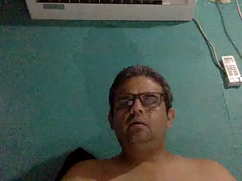 Snapshot of Katracho6969 chatting on October 2025 04:01:01 AM Katracho6969 online show from October 2025 04:01:01 AM