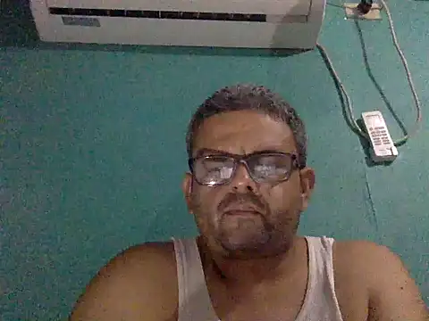 Snapshot of Katracho6969 chatting on November 2025 04:01:01 AM Katracho6969 online show from November 2025 04:01:01 AM