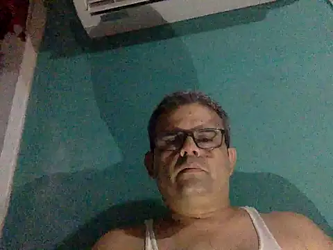 Snapshot of Katracho6969 chatting on November 2025 04:34:02 AM Katracho6969 online show from November 2025 04:34:02 AM