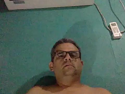 Snapshot of Katracho6969 chatting on November 2025 04:22:02 AM Katracho6969 online show from November 2025 04:22:02 AM