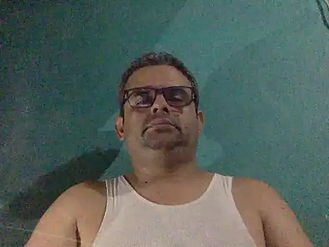 Snapshot of Katracho6969 chatting on November 2025 01:04:02 AM Katracho6969 online show from November 2025 01:04:02 AM