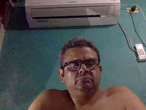 Snapshot of Katracho6969 chatting on November 2025 05:42:02 AM Katracho6969 online show from November 2025 05:42:02 AM