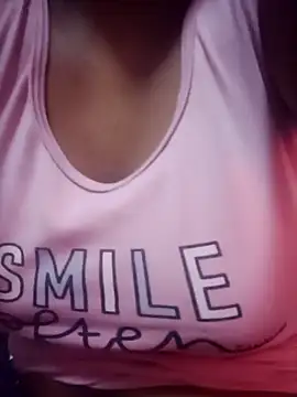 Snapshot of Lucy-Ferr chatting on October 2025 01:08:02 AM Lucy-Ferr online show from October 2025 01:08:02 AM