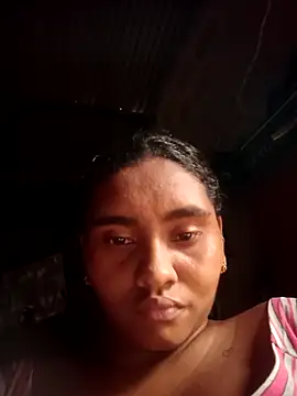 Snapshot of Lucy-Ferr chatting on October 2025 07:25:01 PM Lucy-Ferr online show from October 2025 07:25:01 PM