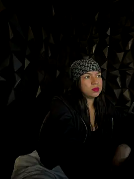 lil charme online show from November 2025 04:30:01 PM