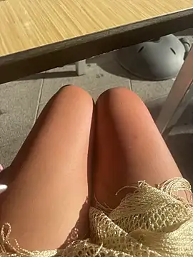 Snapshot of IrishmilfAnna chatting on September 2025 03:39:02 PM IrishmilfAnna online show from September 2025 03:39:02 PM