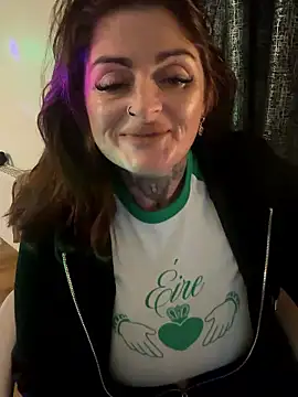 Snapshot of IrishmilfAnna chatting on January 2026 05:48:01 PM IrishmilfAnna online show from January 2026 05:48:01 PM