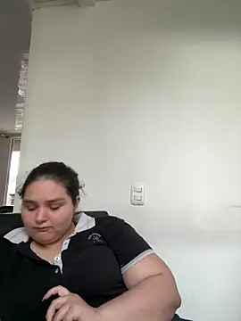 Snapshot of PortuPAWG chatting on December 2025 10:19:01 PM PortuPAWG online show from December 2025 10:19:01 PM