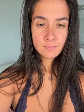 Snapshot of Maria-and-Charly chatting on May 2026 08:44:02 AM Maria-and-Charly online show from May 2026 08:44:02 AM