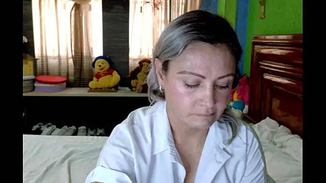  Charlize theron  online show from May 2026 08:38:01 PM