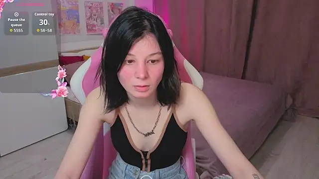 EllinEverly online show from April 2026 09:18:02 PM