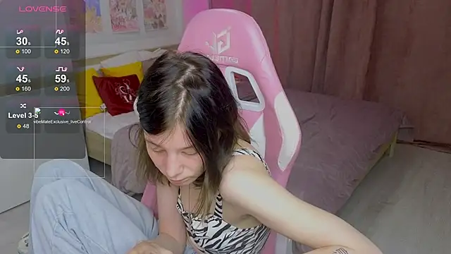 EllinEverly online show from June 2026 01:27:01 AM