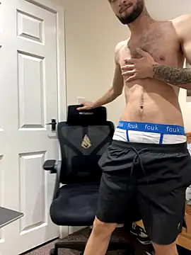 Snapshot of mixedcouplee69 chatting on September 2025 06:46:01 PM mixedcouplee69 online show from September 2025 06:46:01 PM