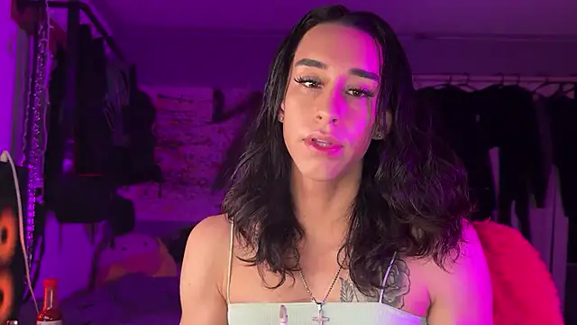 xoFrankie online show from November 2025 02:26:01 AM