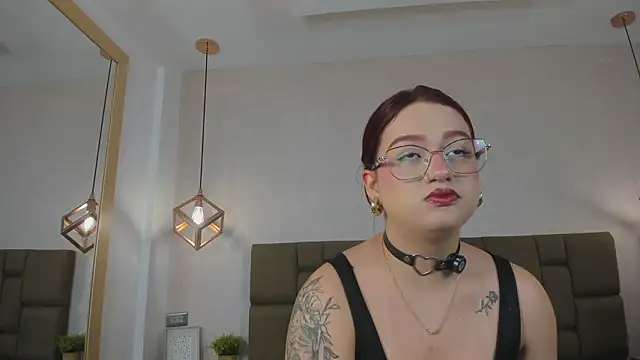 Snapshot of Julieth_Rojas chatting on March 2026 03:57:02 AM Julieth Rojas online show from March 2026 03:57:02 AM