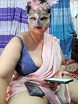 Snapshot of Tanisha-Chy chatting on June 2026 05:50:01 PM Tanisha-Chy online show from June 2026 05:50:01 PM