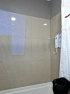 Snapshot of CinnaCakesss chatting on January 2026 02:12:02 PM CinnaCakesss online show from January 2026 02:12:02 PM