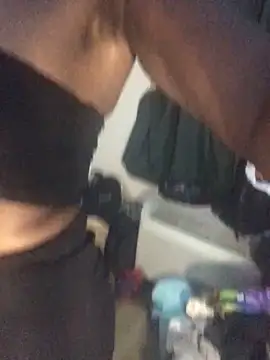 Snapshot of CinnaCakesss chatting on February 2026 09:02:02 AM CinnaCakesss online show from February 2026 09:02:02 AM