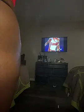 CinnaCakesss online show from March 2026 05:21:02 AM