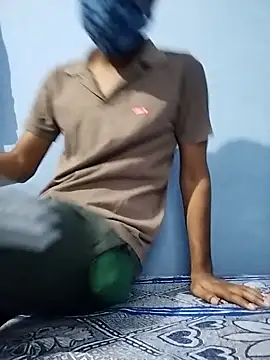 YourTarzan online show from September 2025 02:44:02 AM