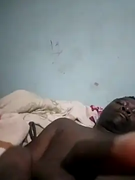 Mrhugeblack online show from October 2025 10:22:01 PM