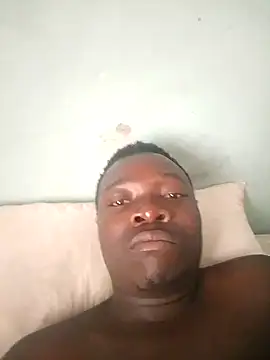 Mrhugeblack online show from November 2025 07:42:01 AM