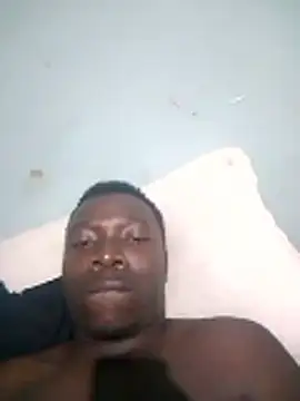 Mrhugeblack online show from November 2025 10:42:02 PM