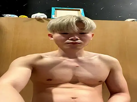 Snapshot of zachlee_69 chatting on December 2025 10:26:01 PM zachlee 69 online show from December 2025 10:26:01 PM