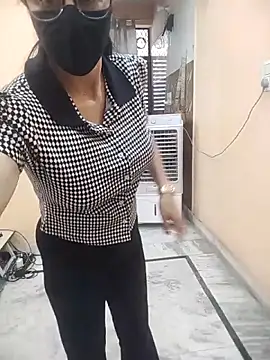 meenu bhabhi547 online show from May 2026 04:18:02 AM