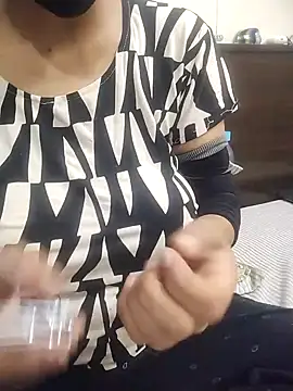 meenu bhabhi547 online show from May 2026 01:55:02 AM