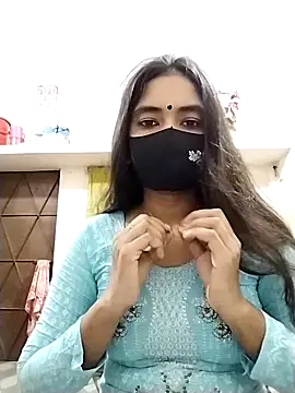 Puja-Rane online show from September 2025 04:43:02 PM